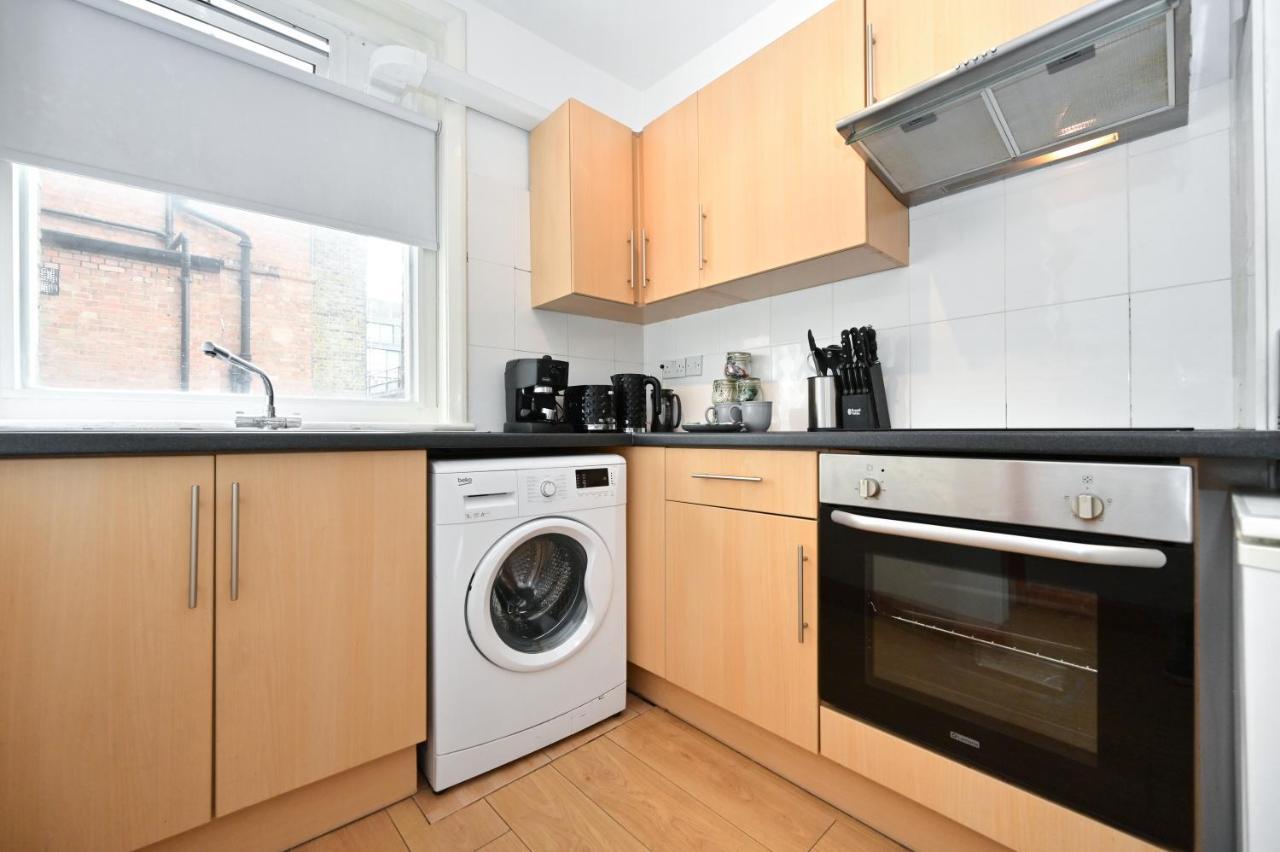Carnaby & Oxford Street - Central Soho - One Bedroom - Double Bed & Sofabed ロンドン エクステリア 写真