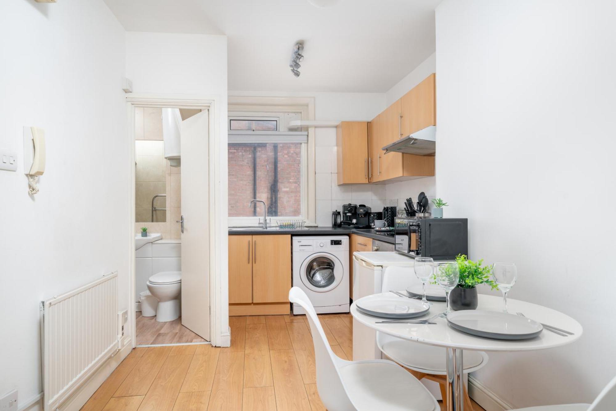 Carnaby & Oxford Street - Central Soho - One Bedroom - Double Bed & Sofabed ロンドン エクステリア 写真